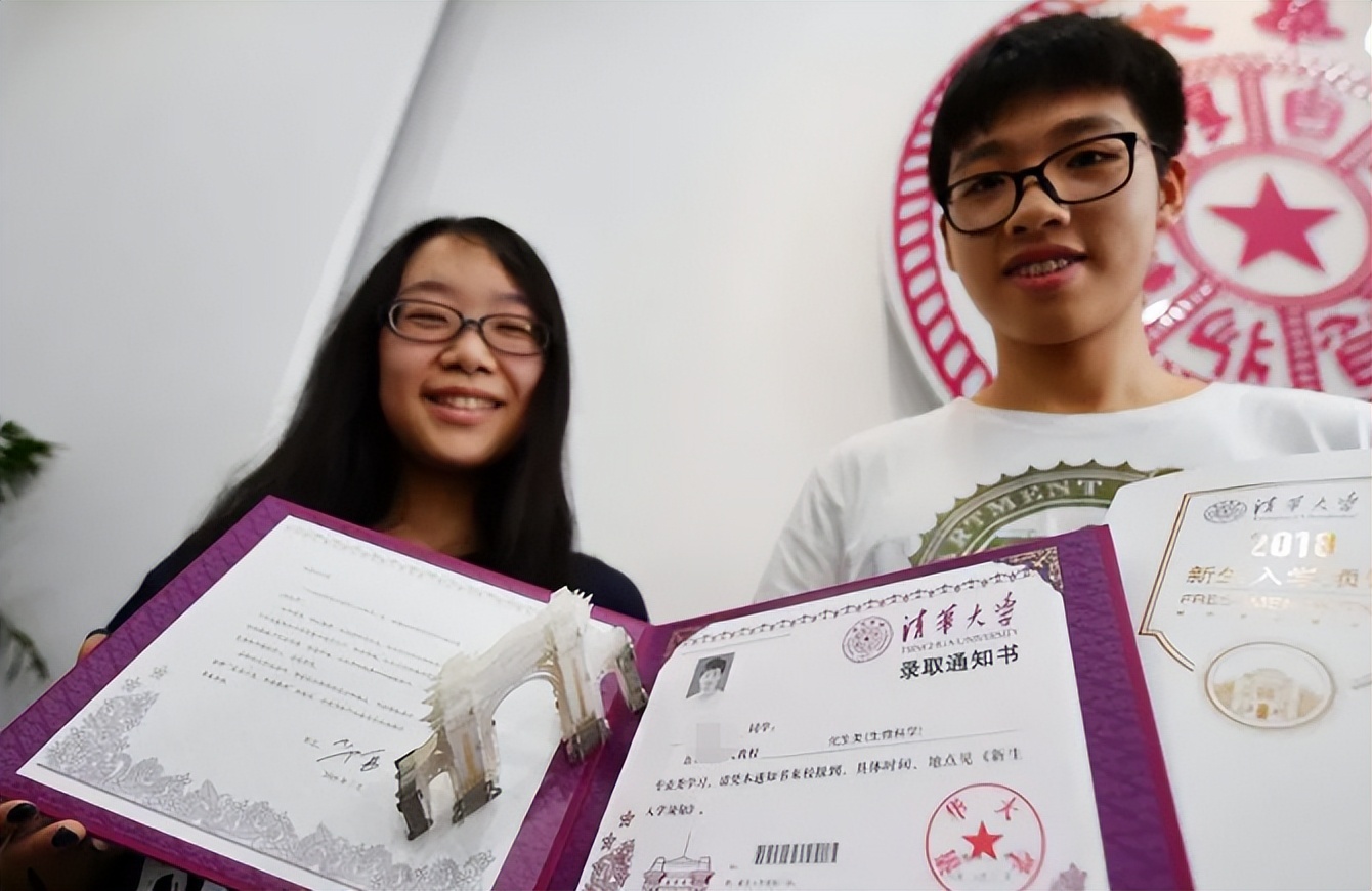 清华学生吐槽在清华垫底太难受，揭露名校生现状，他们未必靠勤奋