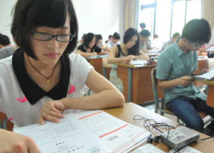 大学期间，这4个证书要努力考到手，将成为找工作的“王牌”