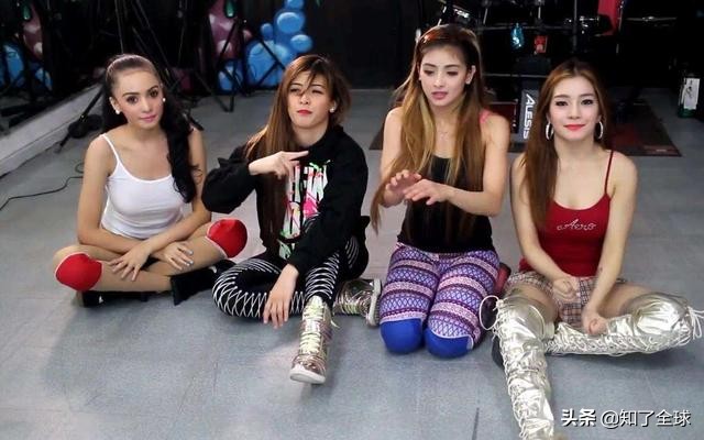 菲律宾美女精致的面容、凹凸的身材，还有一个人们都喜欢的优点