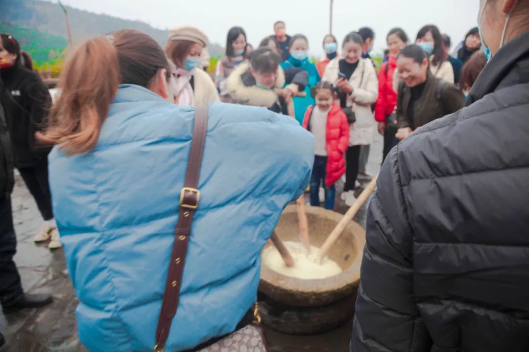 打糍粑，家乡的味道你还记得吗？