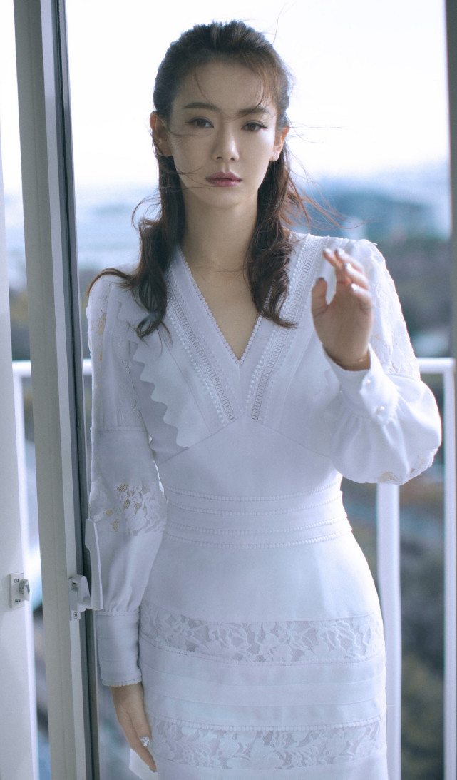 屈臣氏一“实力”眼霜，因价低被误认为街货，但有效淡化黑眼圈