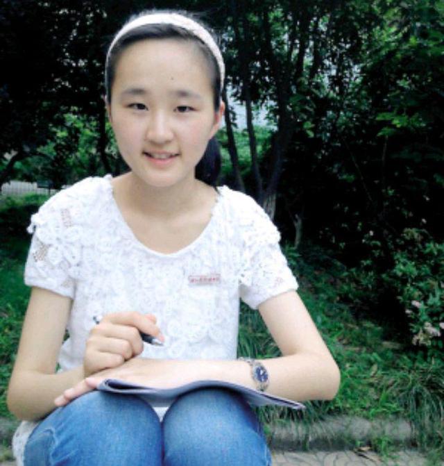 浙江女孩770分夺冠，数学满分，好成绩的背后是一个好习惯
