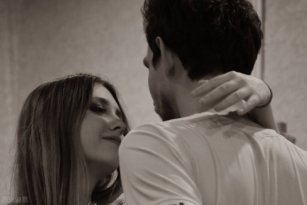 男生为何要求和女方同居？到底是为了什么？