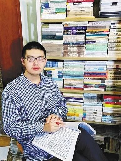 高考跳楼（天才少年16岁出版专著）