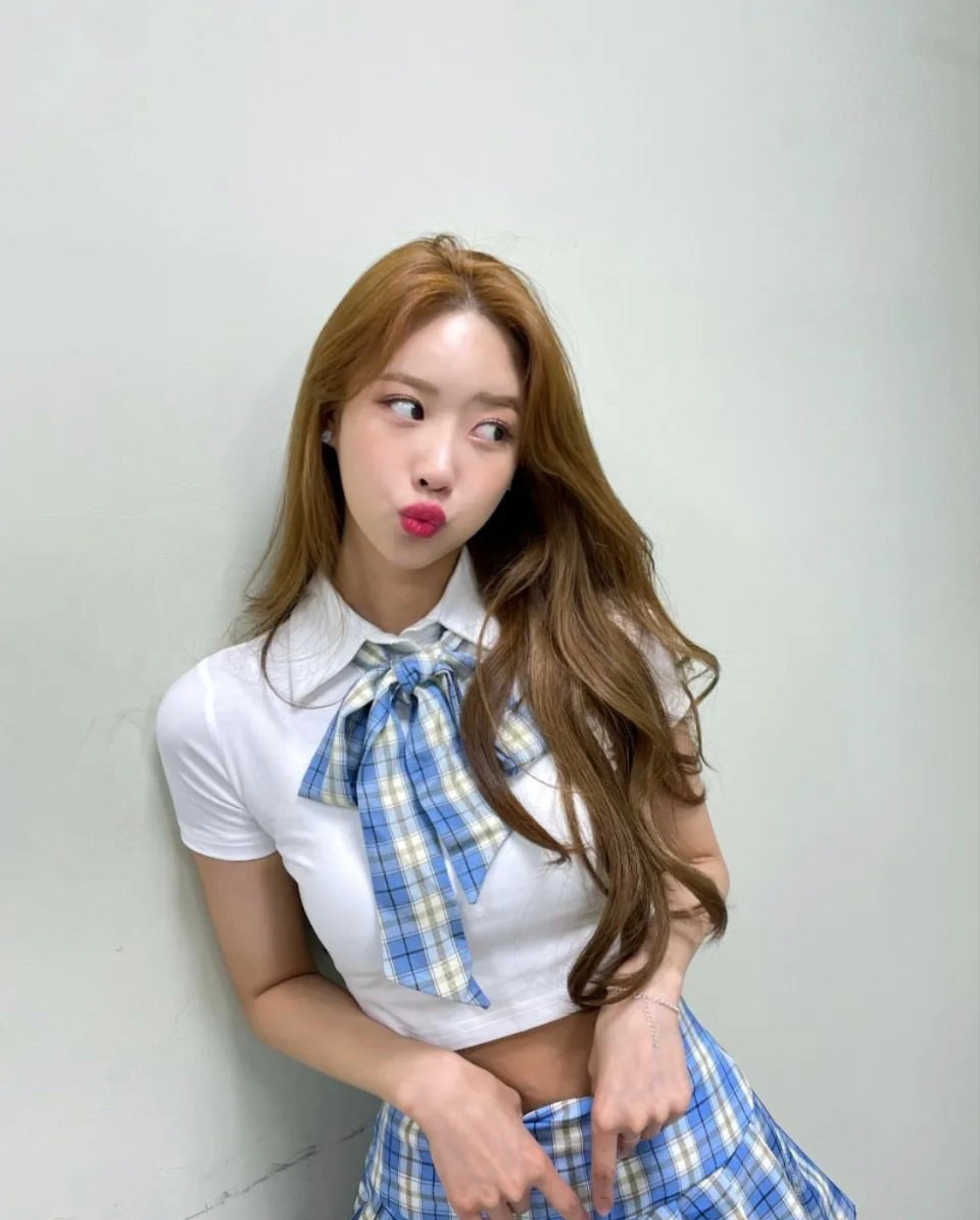 韩国女星李美珠公开近况,身材线条绝了!与刘在石合作综艺节目