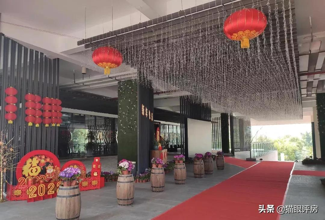 不容易！重庆著名“烂尾楼”终于要接房了