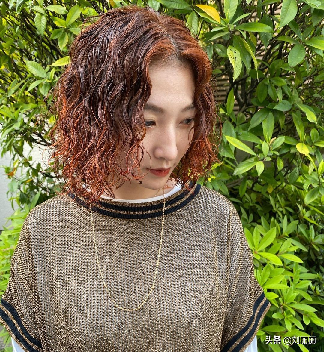 春節女士發型我看好這3種燙發，時尚不張揚，效果還不賴