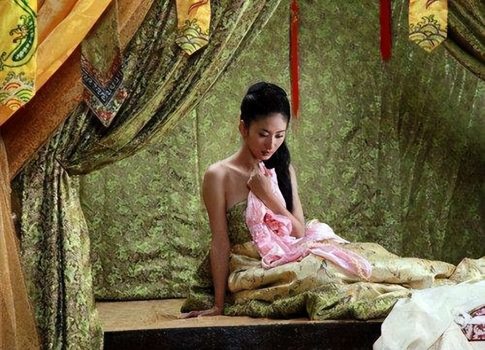 事业正红却早早退圈，这9位女星个个有辨识度，却成沧海遗珠