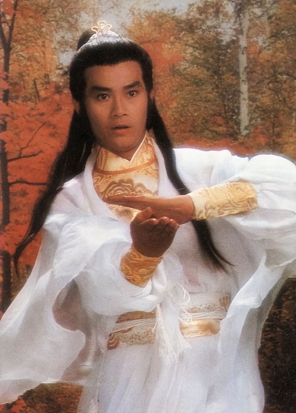 我们总说时代在进步，可那个时代的古装美男却迟迟无人超越