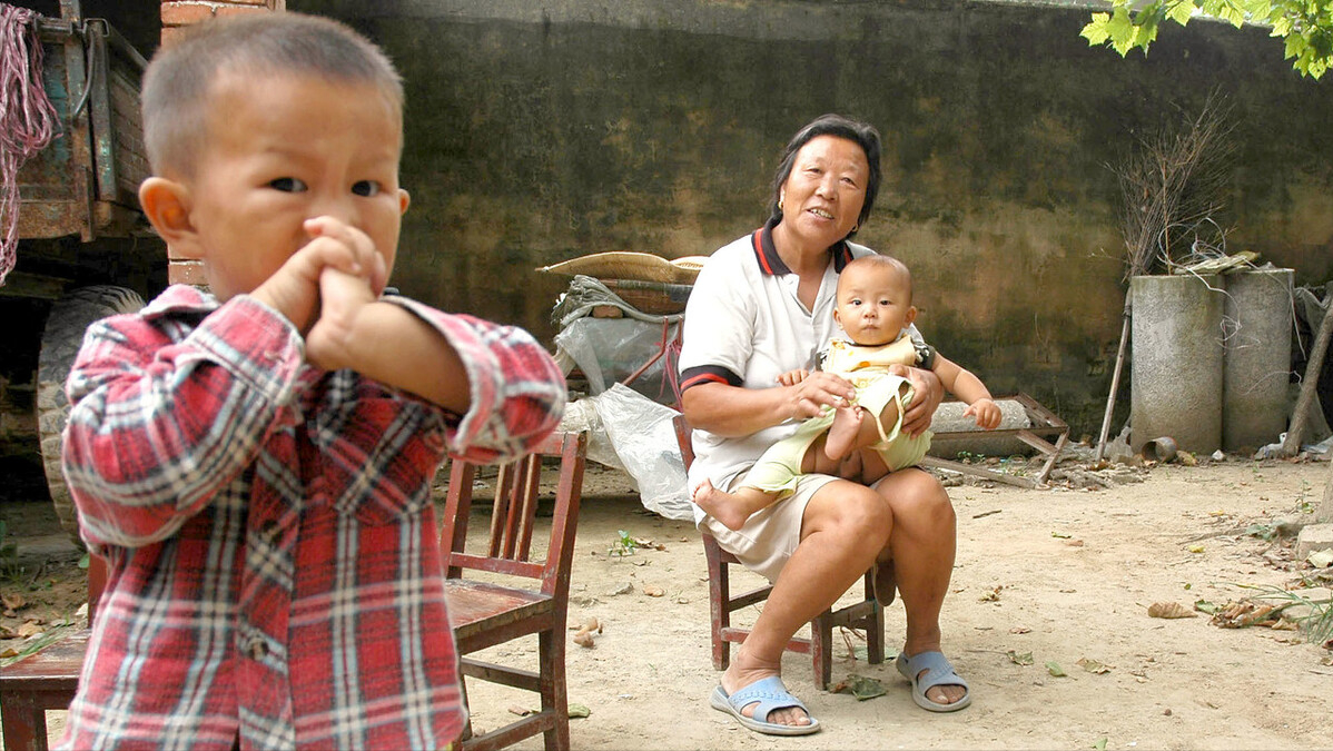 农村大学生的出路在哪里？没有钱，没有关系，未来该如何走下去？