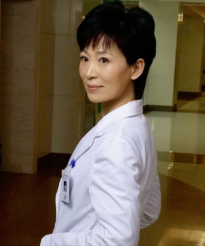 知名演员钱洁：新剧演赵丽颖妈，戏里戏外是“幸福妈”，儿子可爱