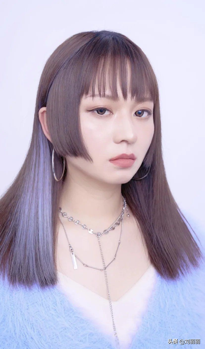 长碎发发型图片女(4月流行发型17款) - 赤虎壹号