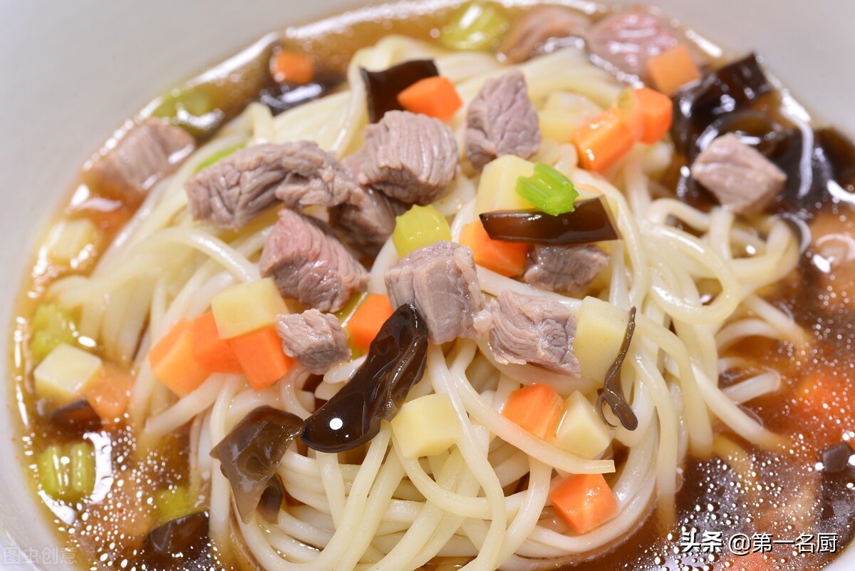 明天腊八节，这6种传统美食别忘了吃，应景寓意好，欢乐迎新年