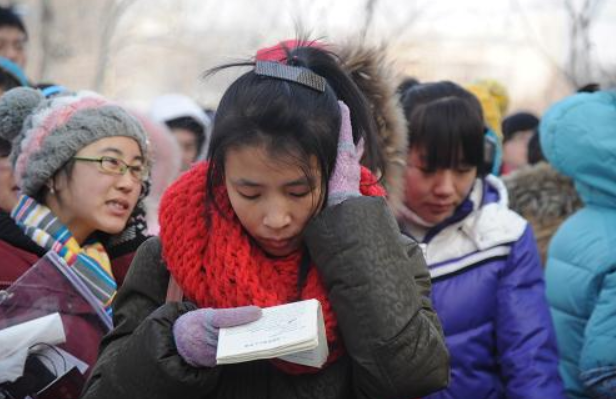 英语“四六级”出新规，报名门槛提升，这类学生六月将无考试资格