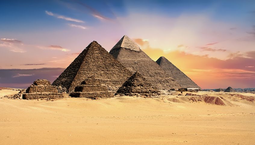 埃及金字塔之谜最全分析！惊叹这不可能的神迹