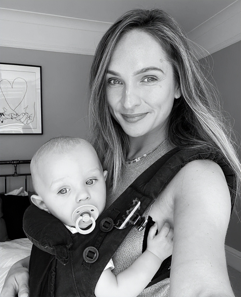 未婚妻婚礼当天死亡！X音素歌手哭晕