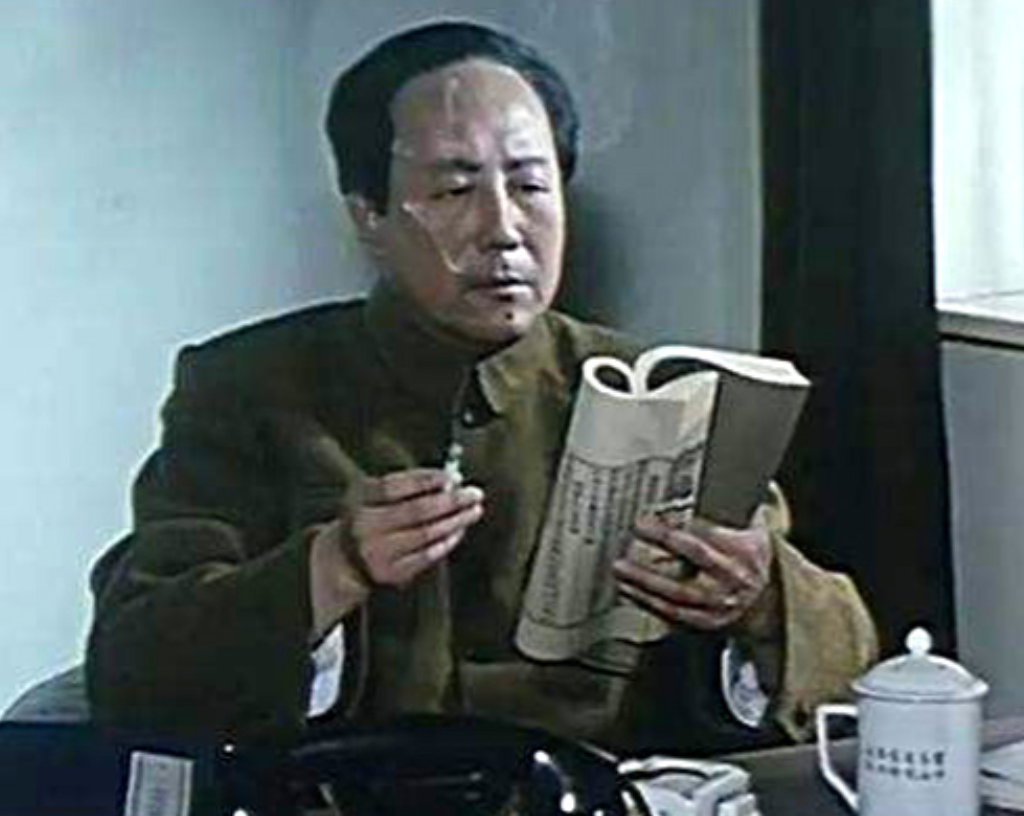 太像了，中国演毛泽东最牛的9个演员，唐国强仅排第2，张铁林倒数