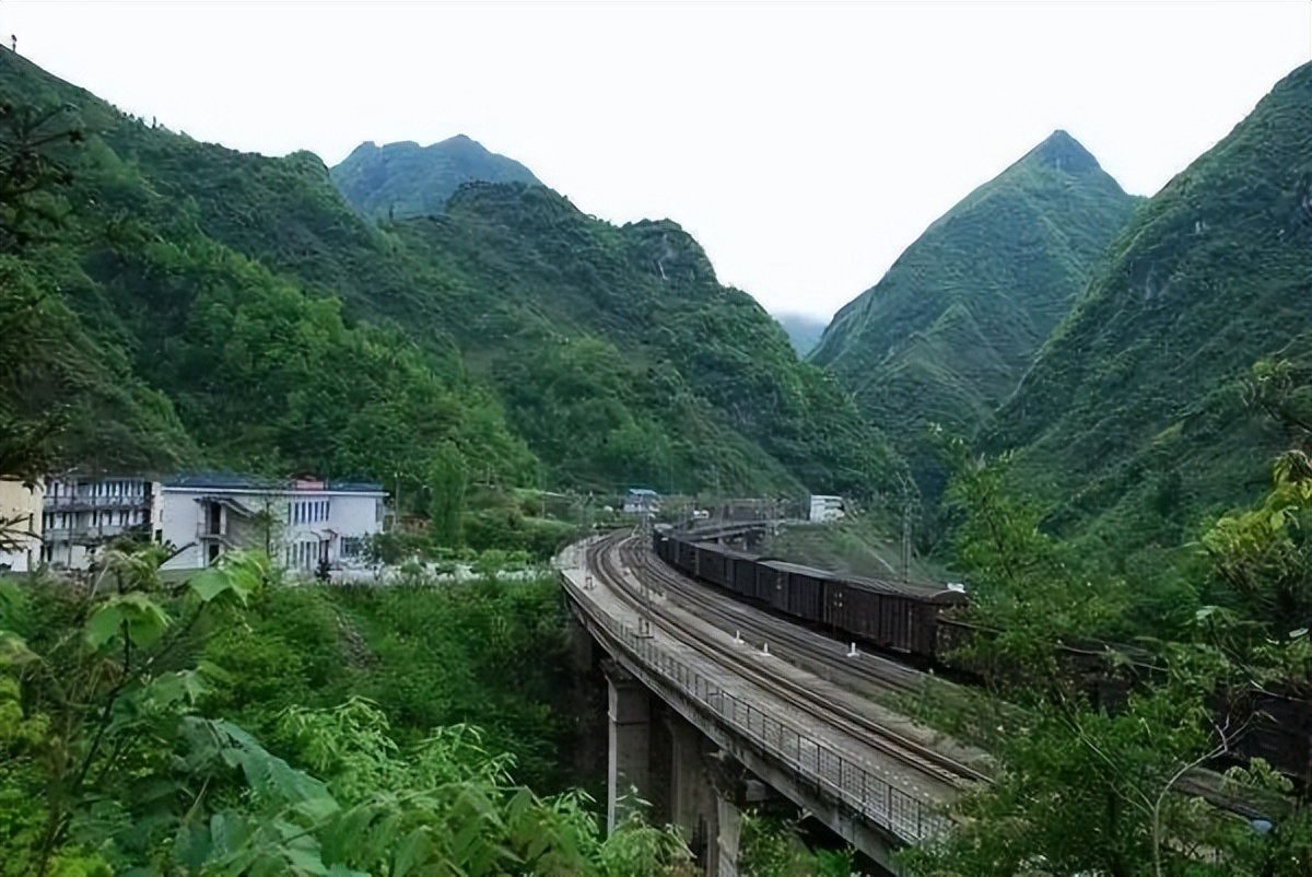 怀念我的军旅生涯——难以忘怀的兰滩 作者：铁十师李锦田