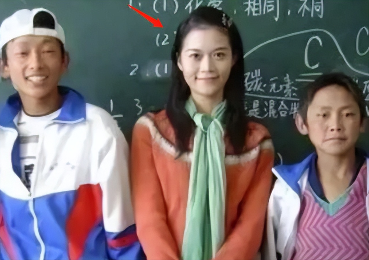 中山大学女博士韦慧晓，放弃年薪百万的职位，成为海军首位女舰长