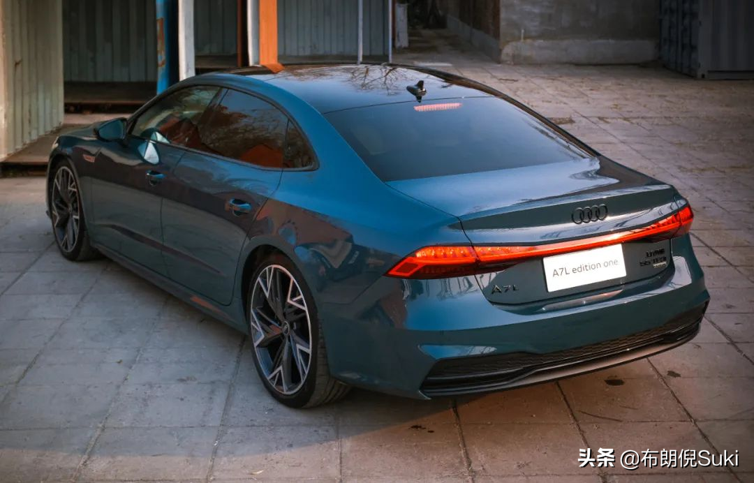 1977年的奥迪A7，就有L