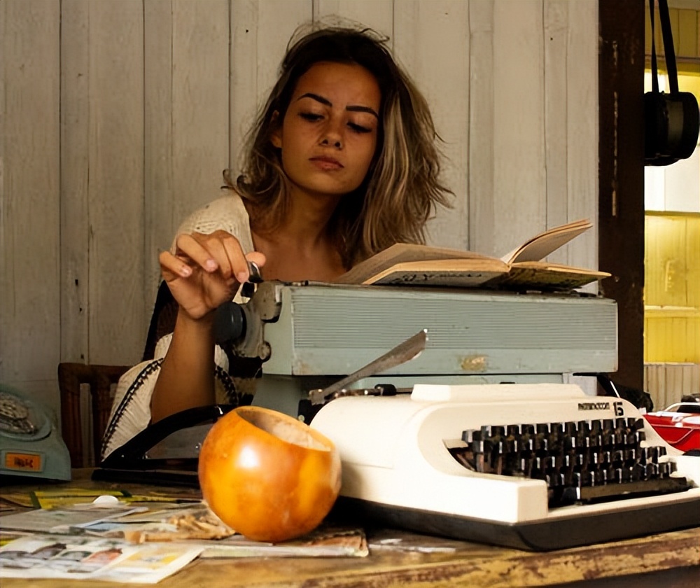 离婚后，靠亲生儿女还是半路夫妻，先想清楚这4个问题，再做决定