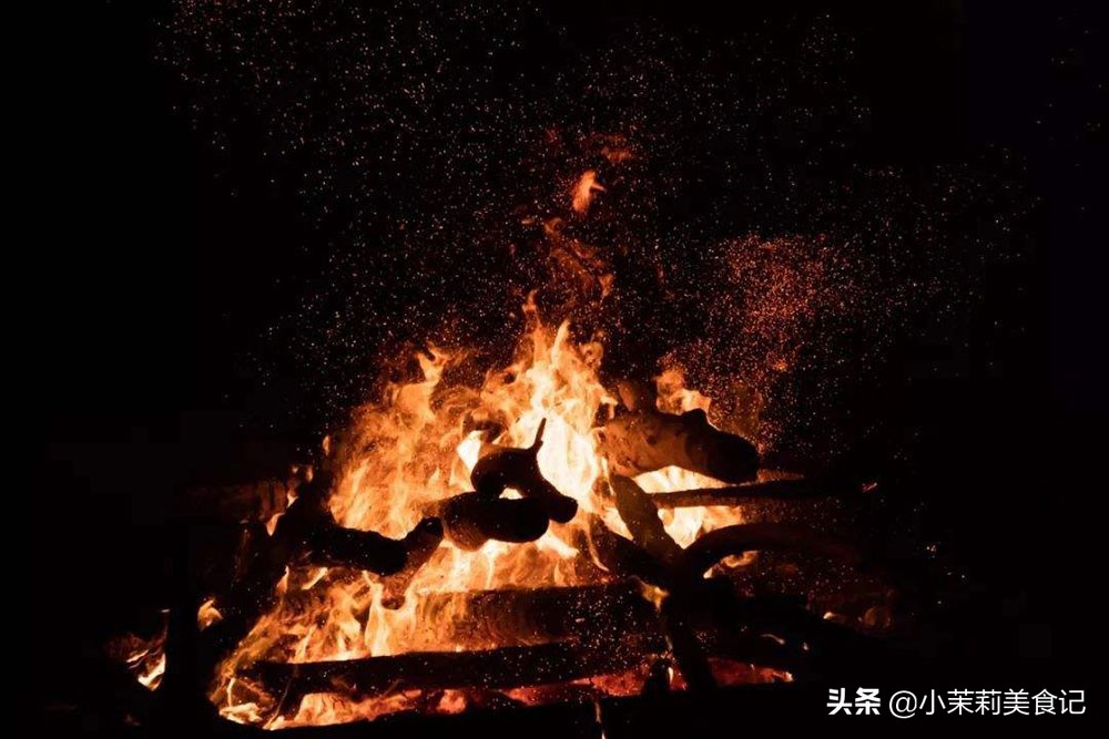大年初七人日节，传统习俗禁忌多，1戴2吃3送4不打，老传统别丢了