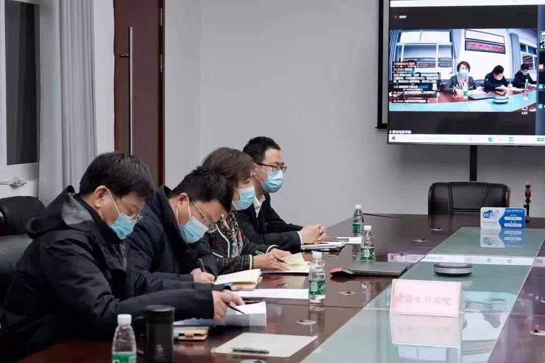 青影“三原色”绘就校园防疫图：组织“防护白”“先锋红”“守护蓝”战队筑牢抗疫防线