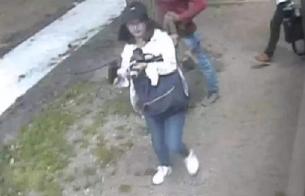 4年前北大章莹颖在美国被害，永失爱女的家人，后来是怎么过的？