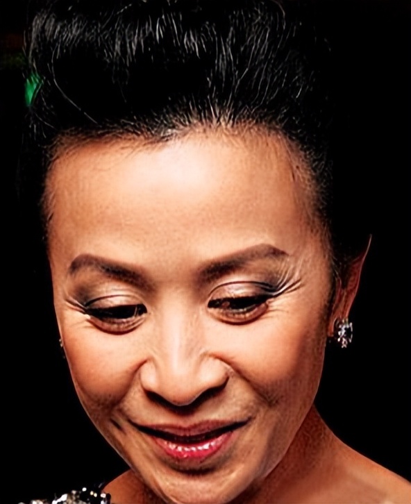 明明都这么老了，这六位大龄女星就别硬尬“少女感”了