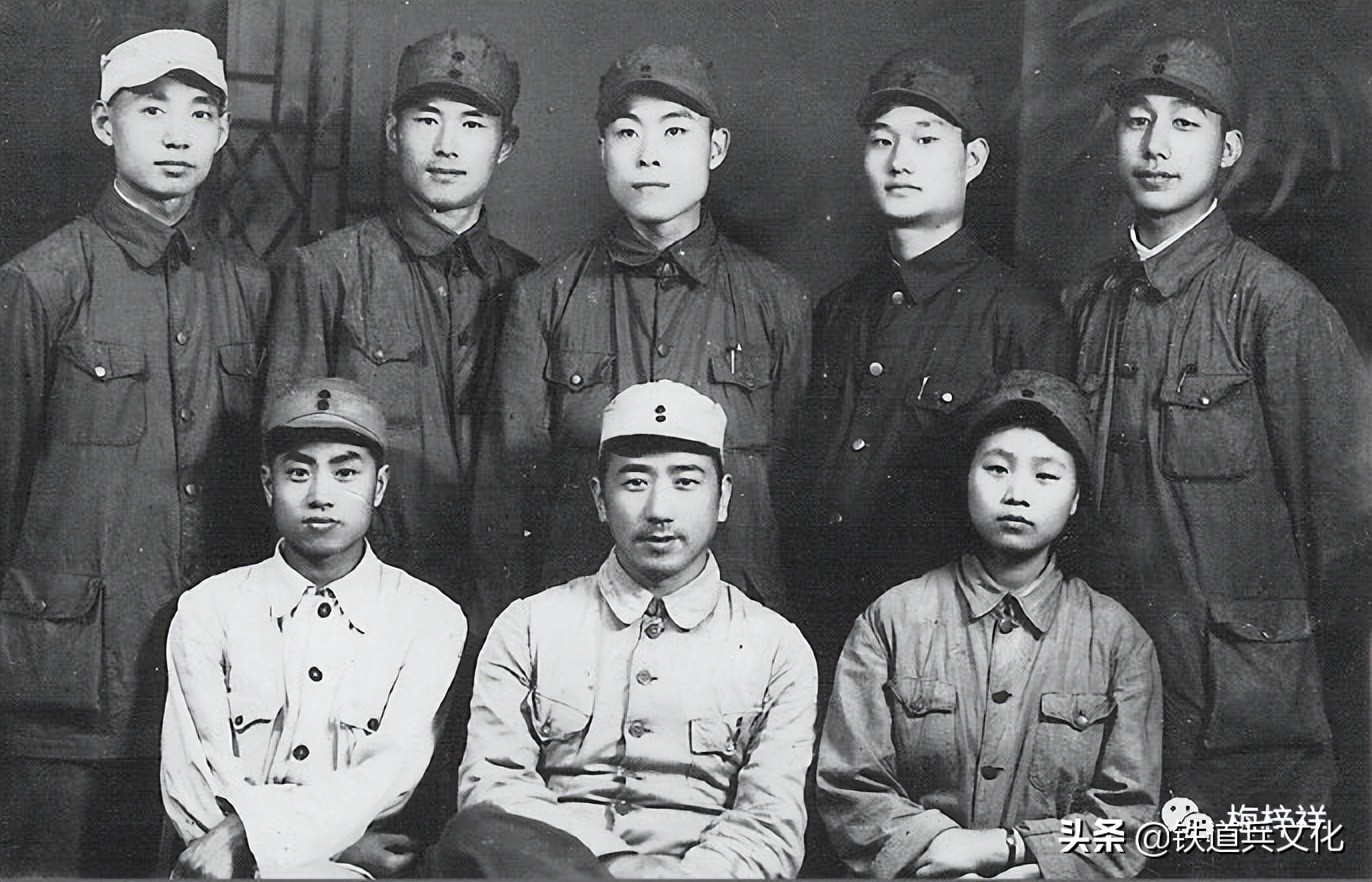 第一张铁道兵报：《铁军》（1948年10月15日）原创 梅梓祥