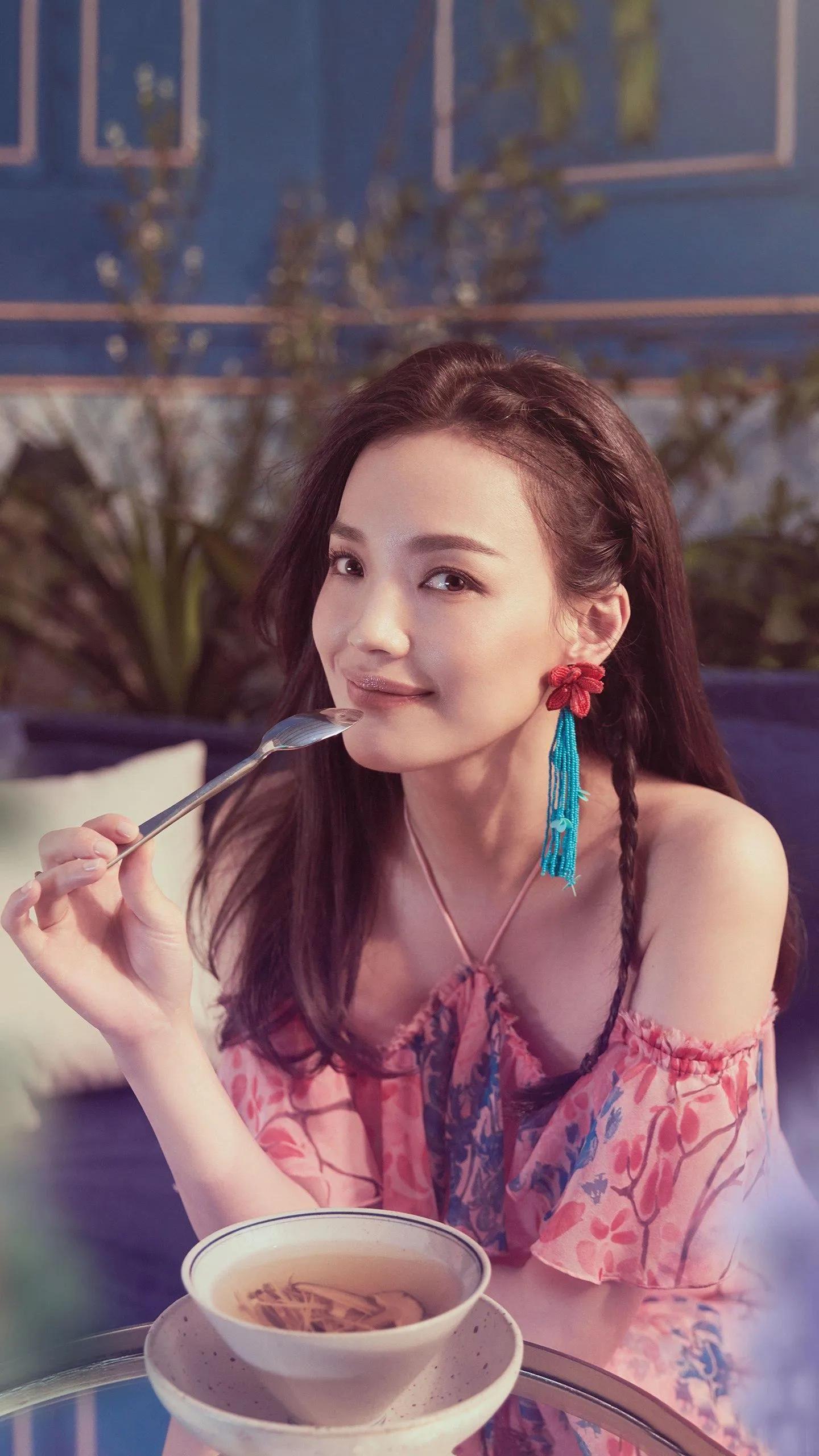 女明星中你最喜欢谁