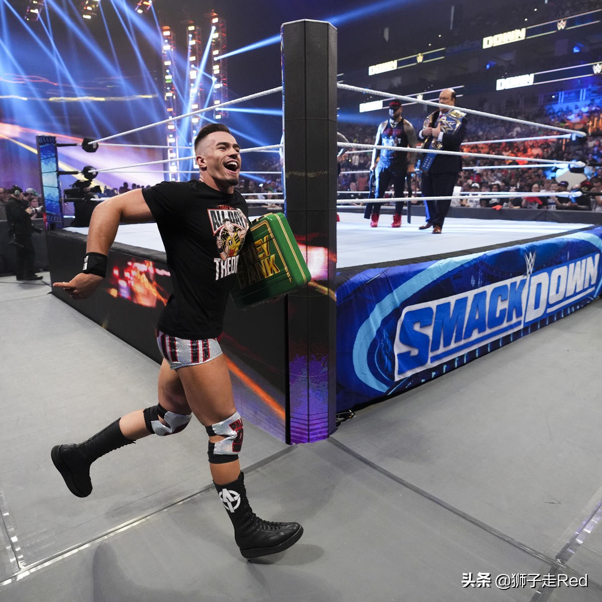 WWE第1194期Smackdown节目2022年7月8日赛况及精选照片集