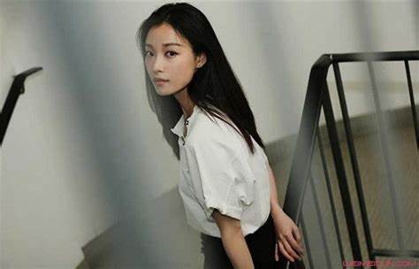 16对中外明星同框,耀眼的“东方美”不输国际咖,举手投足皆风情