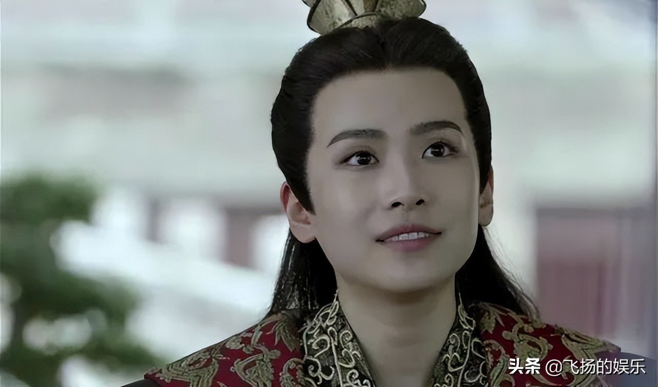 都是女扮男装，把唐嫣和叶童放一起，差距一目了然