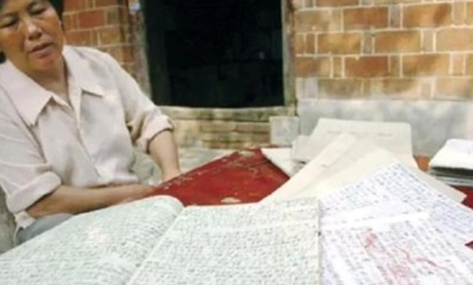 16年前，那个高考故意交白卷的河南“零分少女”，如今怎样了？