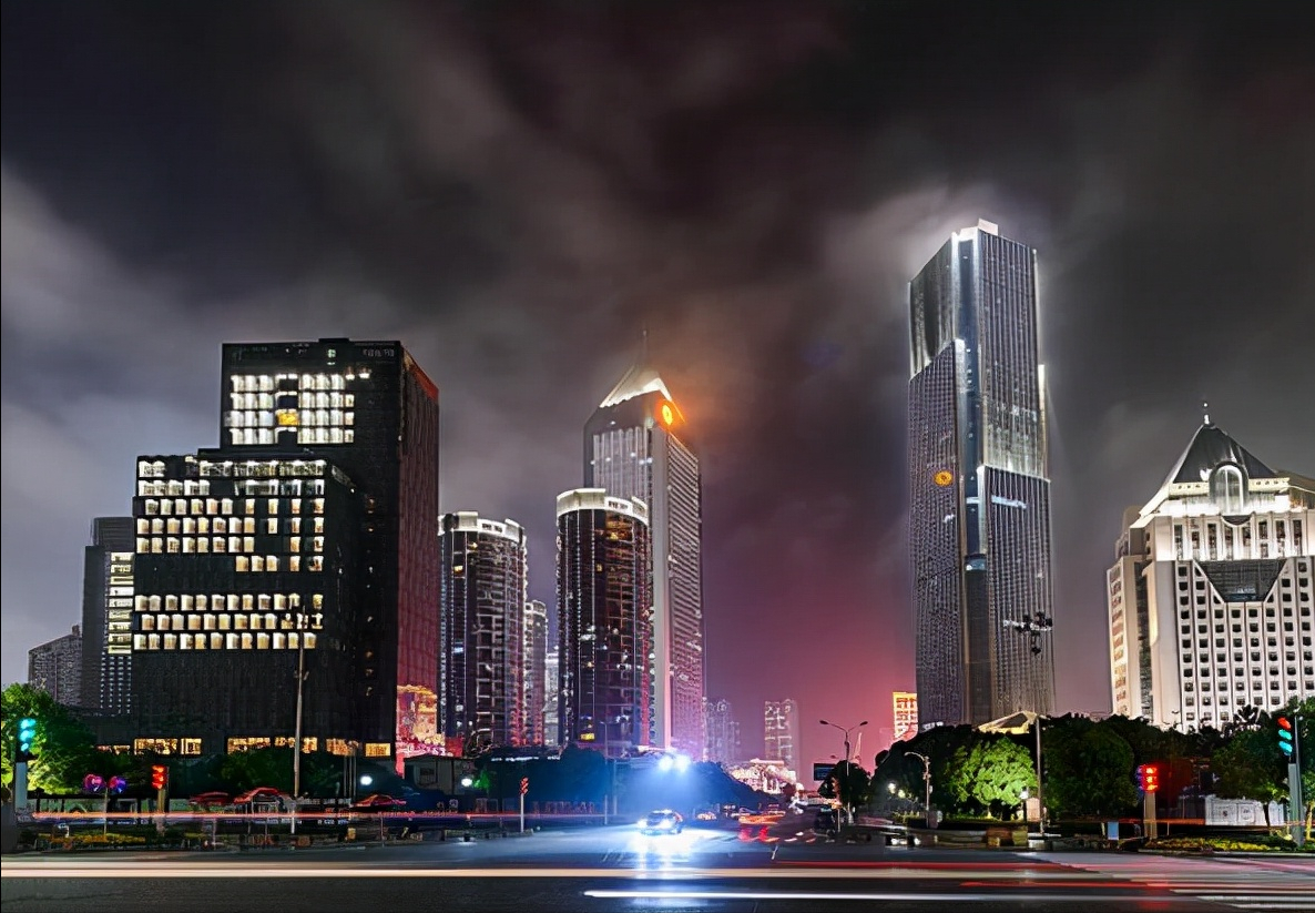 江西当地教育局宣布，大中小学寒假时间确定，家长却“欲哭无泪”