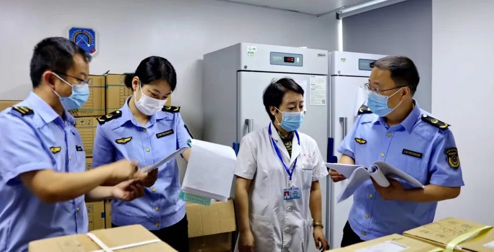 任湘涛督导检查市级医疗机构新冠病毒检测试剂质量安全