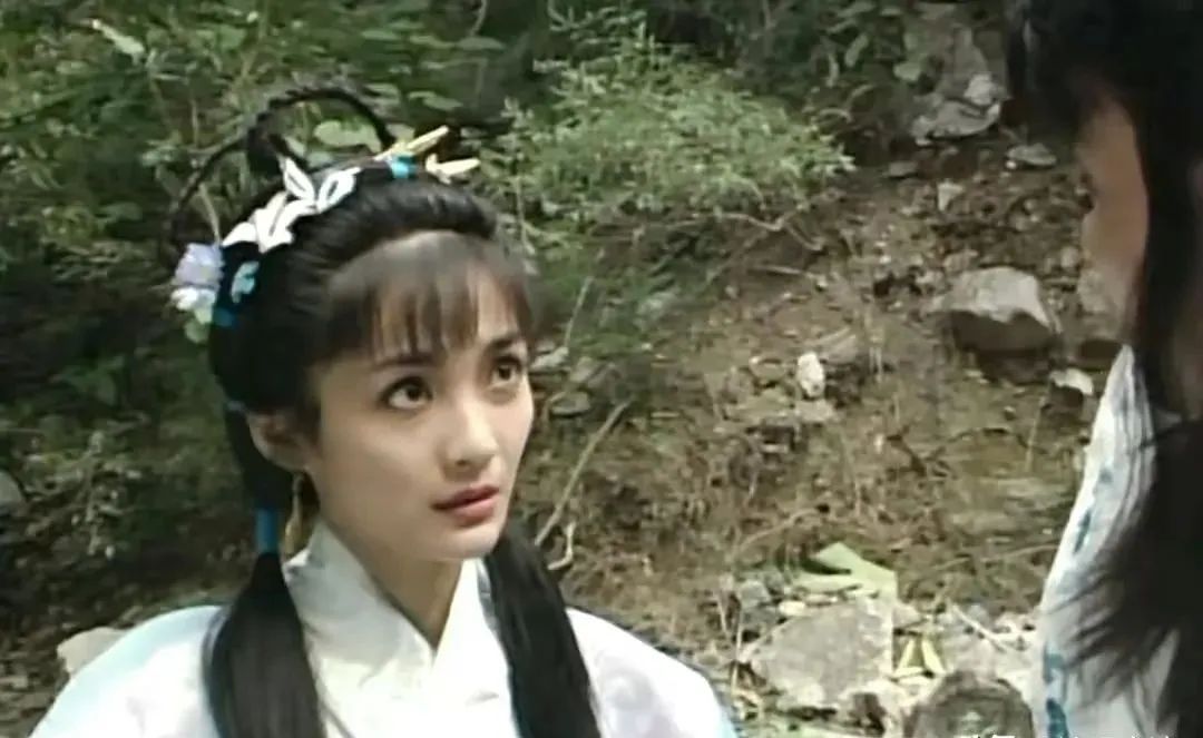 《白眉大侠》27年，10位演员境况差别巨大，男4号已成一线明星