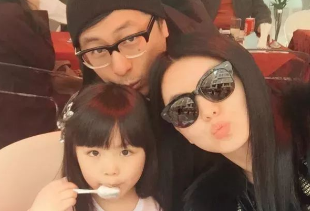 《爸爸去哪儿》十大萌娃现状：诺一变忧郁王子，曹格女儿堪比整容