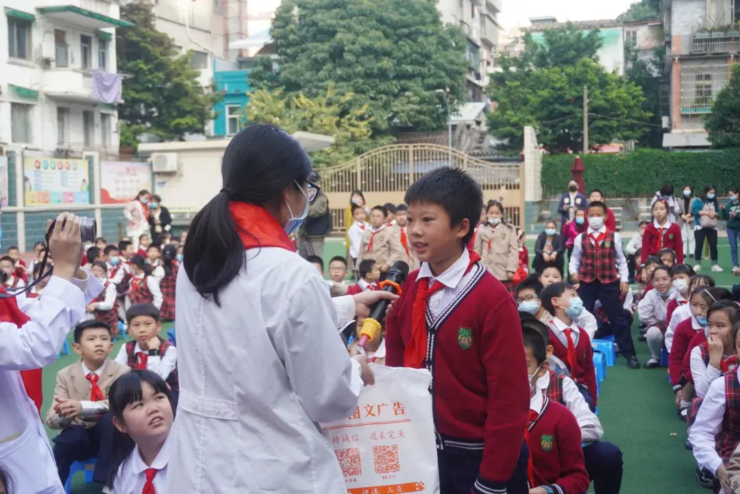 越秀｜“玩”转杏林“粤”享生活！朝天小学中医药劳动研学实践嘉年华活动热闹开锣