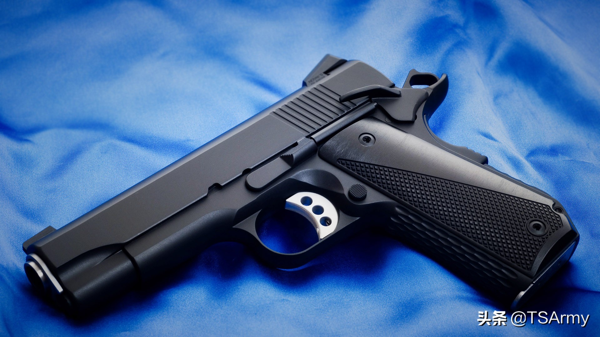 伯莱塔92fs黑市价格全世界50大