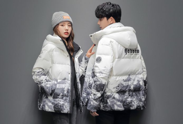 波司登和雅鹿哪個好？對比后你會明白：買羽絨服別太看重品牌