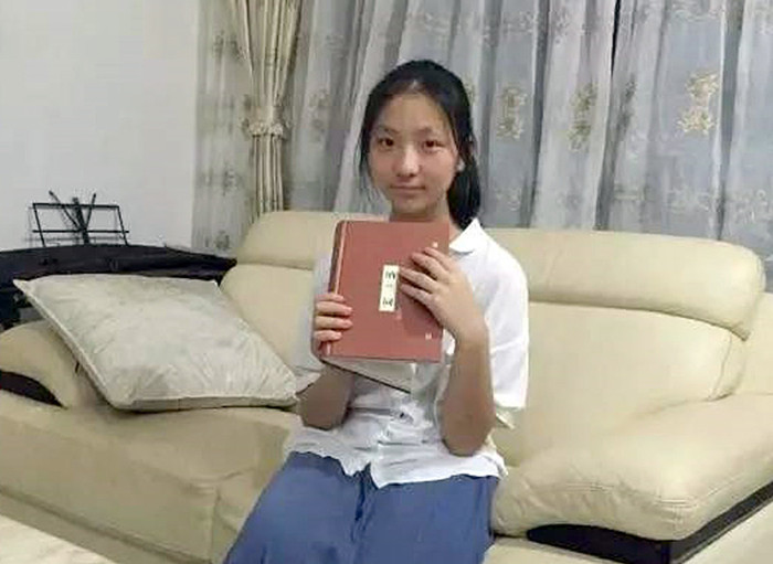 “最任性状元”韩思雨：经常迟到，爱看漫画，却以681分上清华