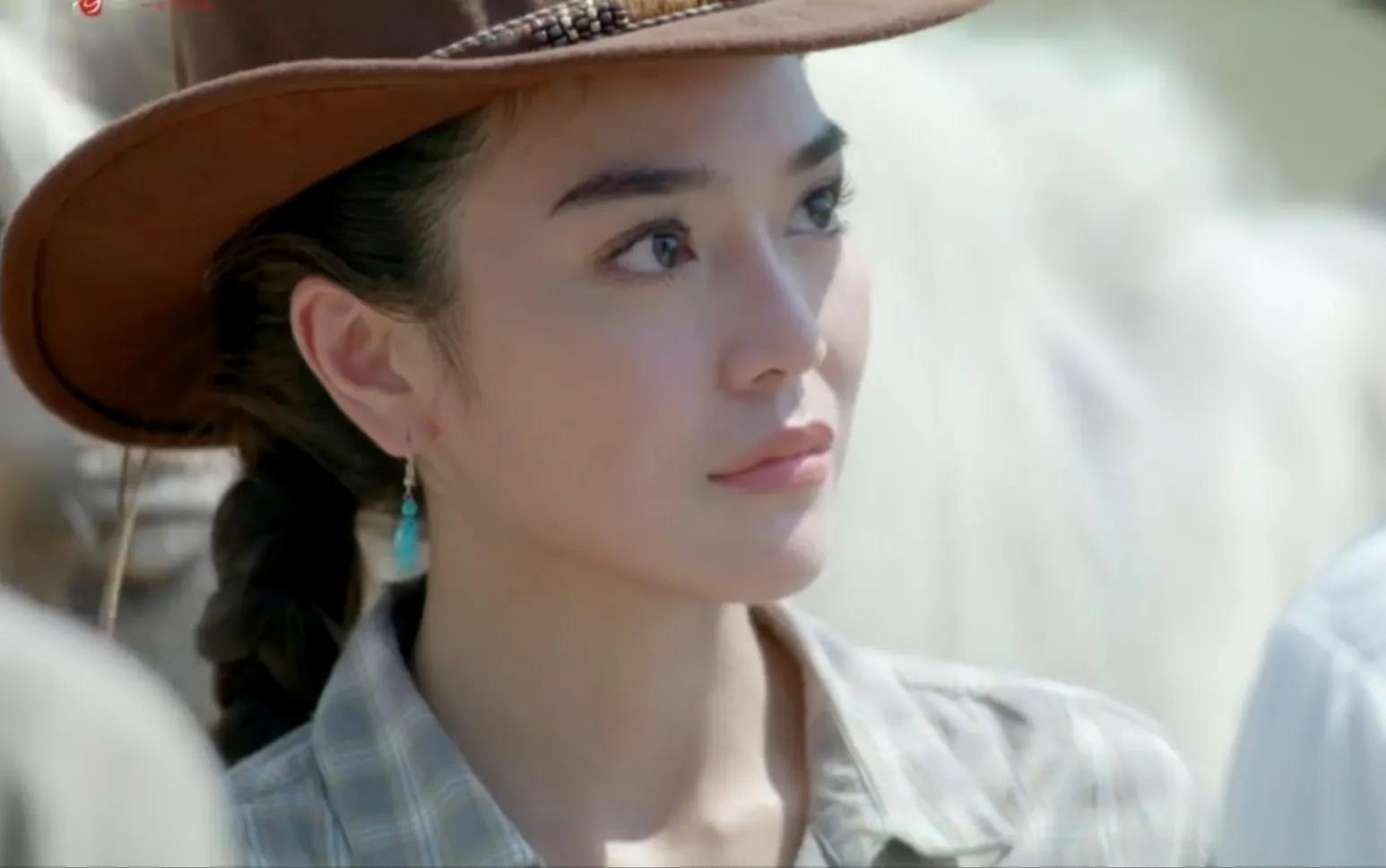 新剧推荐 回归大地，男主女主演技颜值都超高，暂时更新2集