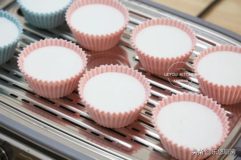 懒人米糕做法，香甜绵软，搅一搅面糊就能蒸，注意一点，轻松脱模