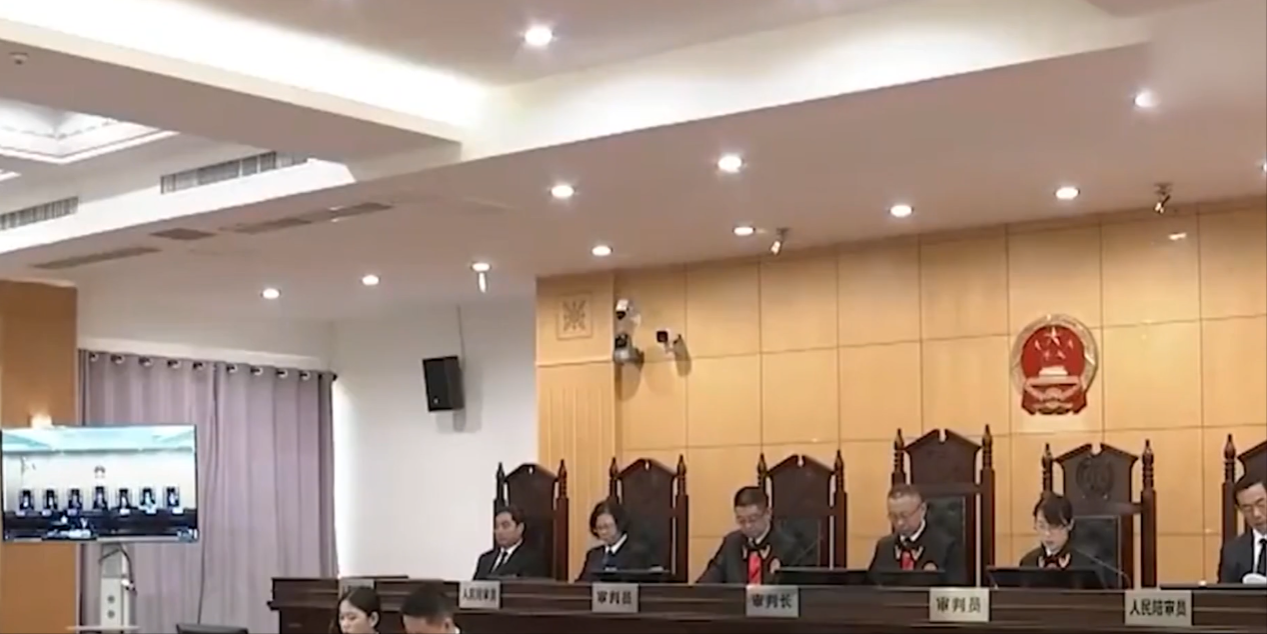 6年前，中国留学生江歌替闺蜜挡刀遇害，门后闺蜜被判赔款60多万