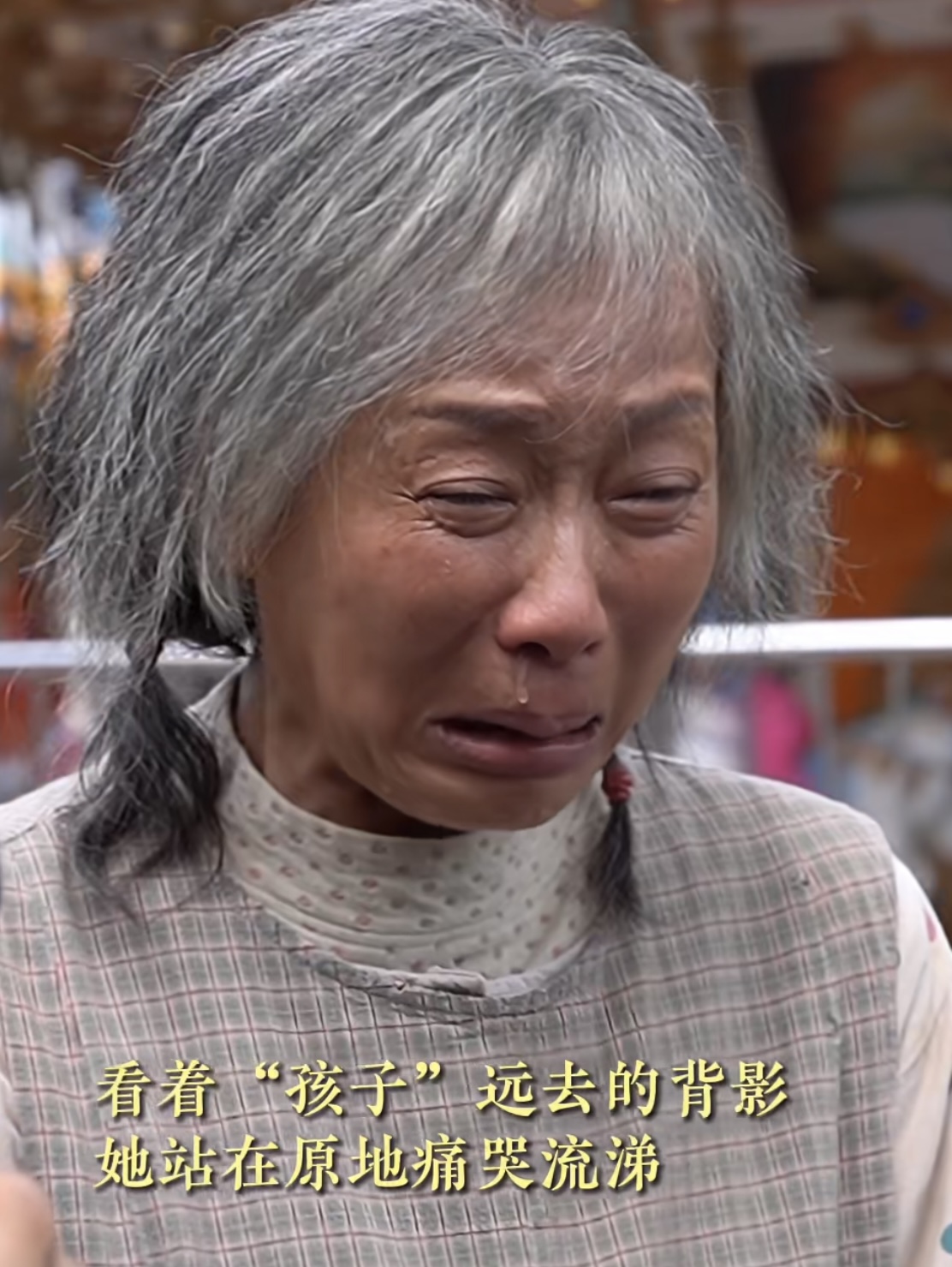 被6位女星惊艳到：白发不染，不整科技脸，用松弛感诠释优雅老去