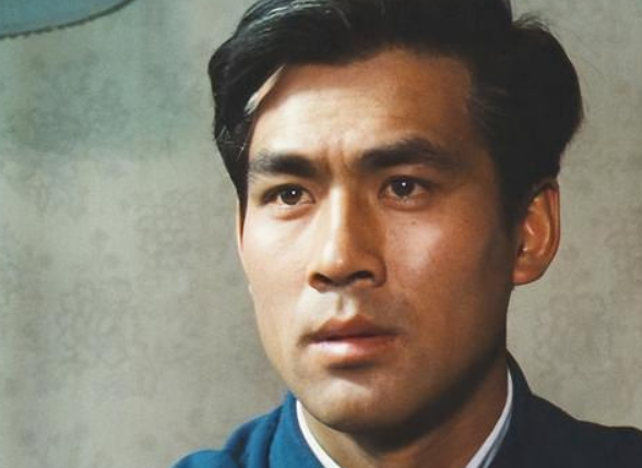 朱时茂：与妻子结婚42年零绯闻，为何年过半百绯闻却不断？