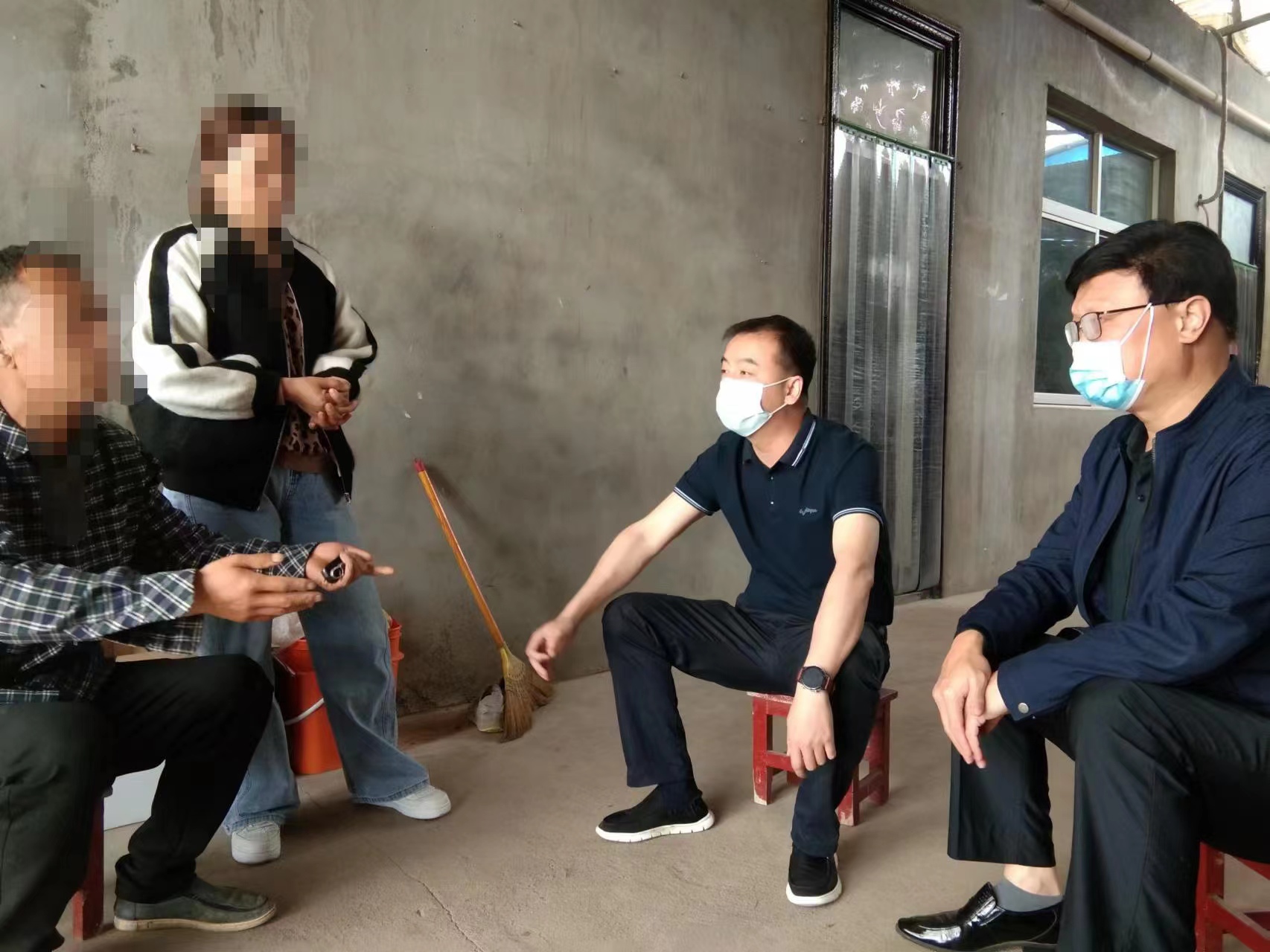 兴平法院：零距离倾听群众心声 面对面化解信访积案
