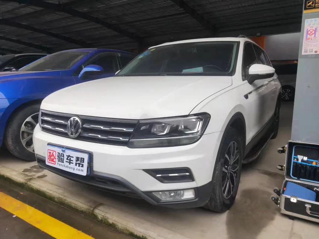 哈爾濱客戶到武漢挑二手車，沒想到最后定了臺(tái)新車，這是為何？